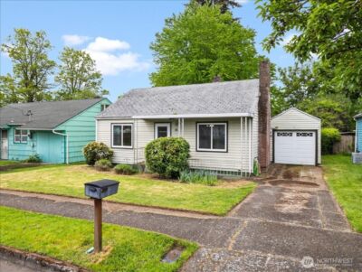 1016 W Street , Vancouver, WA 98661