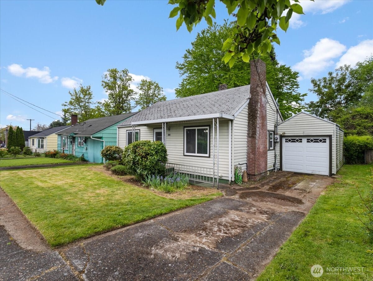 1016 W Street , Vancouver, WA 98661