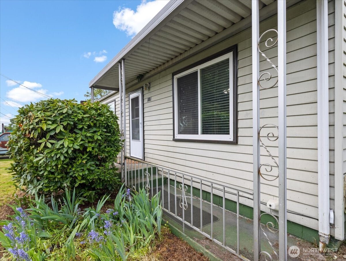 1016 W Street , Vancouver, WA 98661