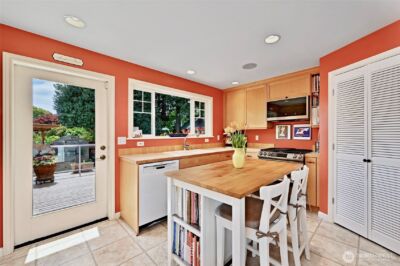 4061 W Ruffner Street , Seattle, WA 98199 - Photo 9