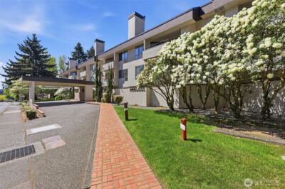 401 100th Avenue NE #209, Bellevue, WA 98004 - Photo 1