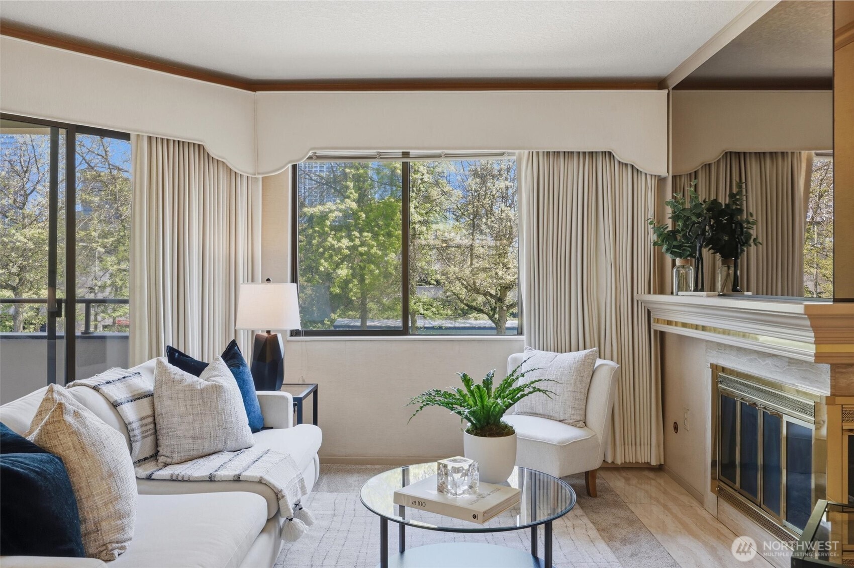 401 100th Avenue NE #209, Bellevue, WA 98004