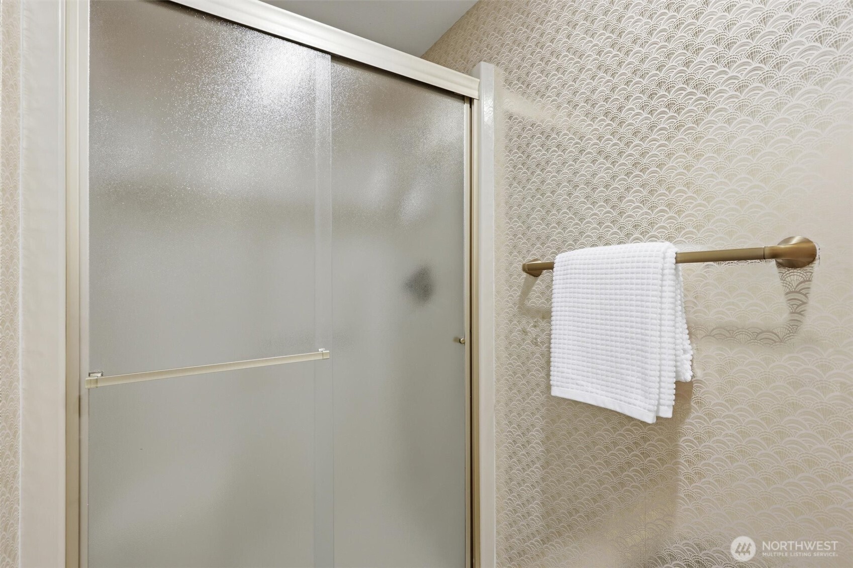 401 100th Avenue NE #209, Bellevue, WA 98004