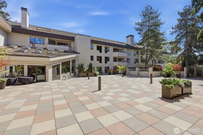 401 100th Avenue NE #209, Bellevue, WA 98004 - Photo 38