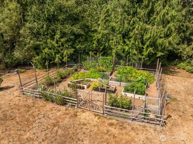 572 Critter Country Trail , Sequim, WA 98382