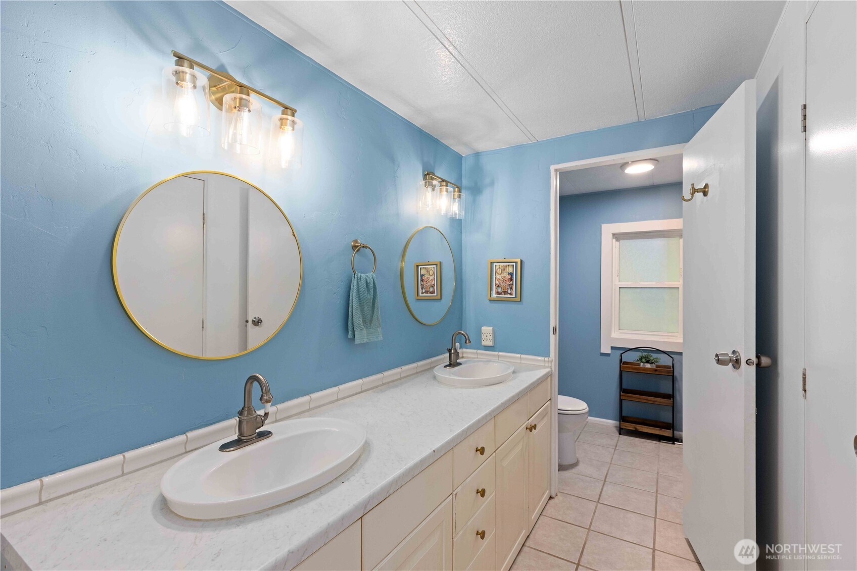 11811 NE Jefferson Point Road , Kingston, WA 98346