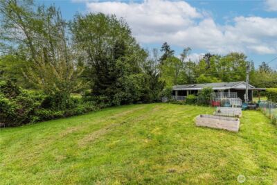 11811 NE Jefferson Point Road , Kingston, WA 98346 - Photo 23