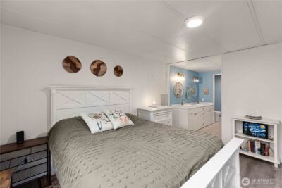 11811 NE Jefferson Point Road , Kingston, WA 98346 - Photo 10