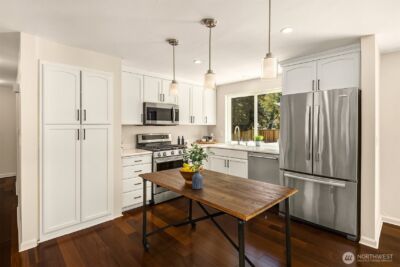 17703 NE 34th Street , Redmond, WA 98052 - Photo 2