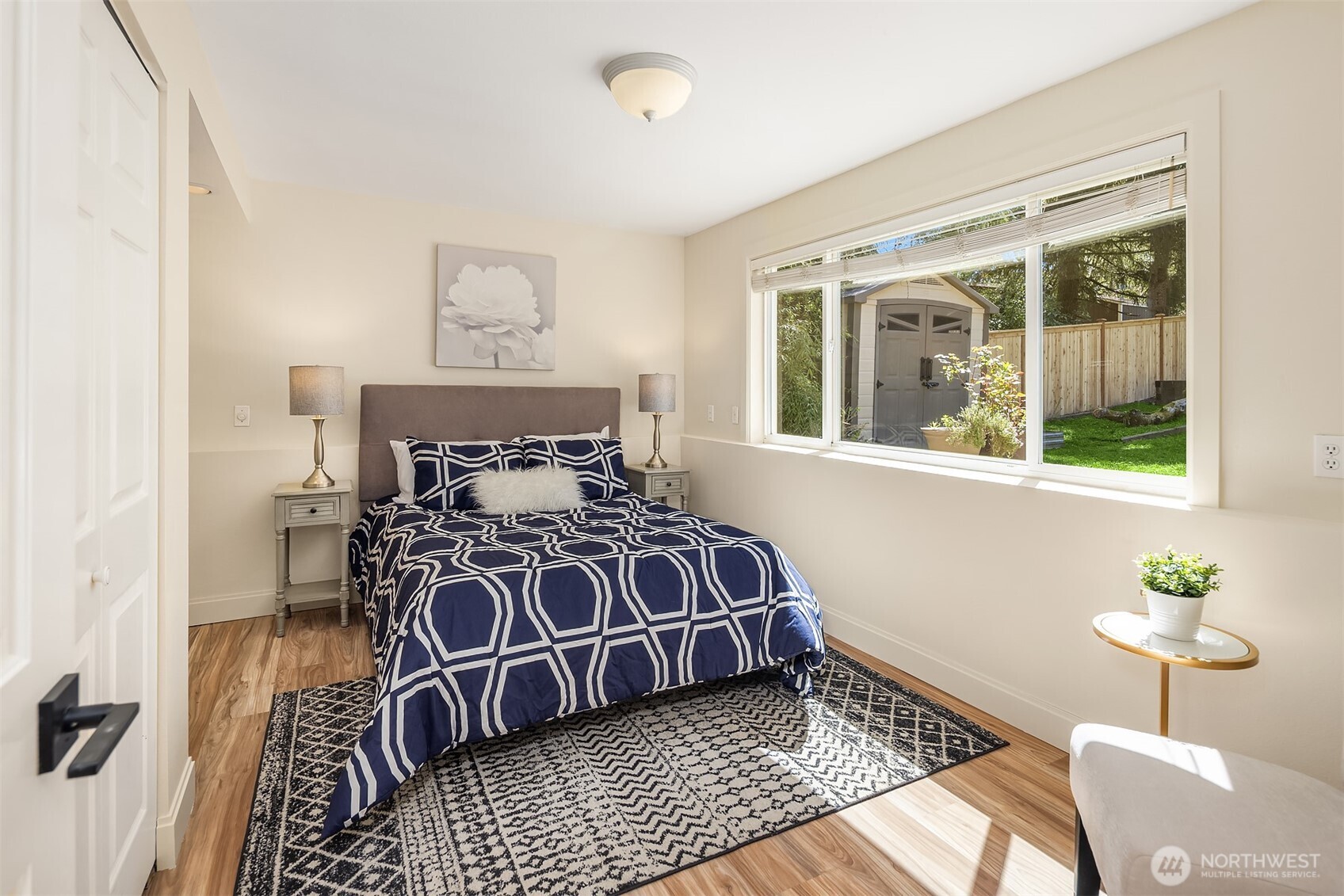 17703 NE 34th Street , Redmond, WA 98052