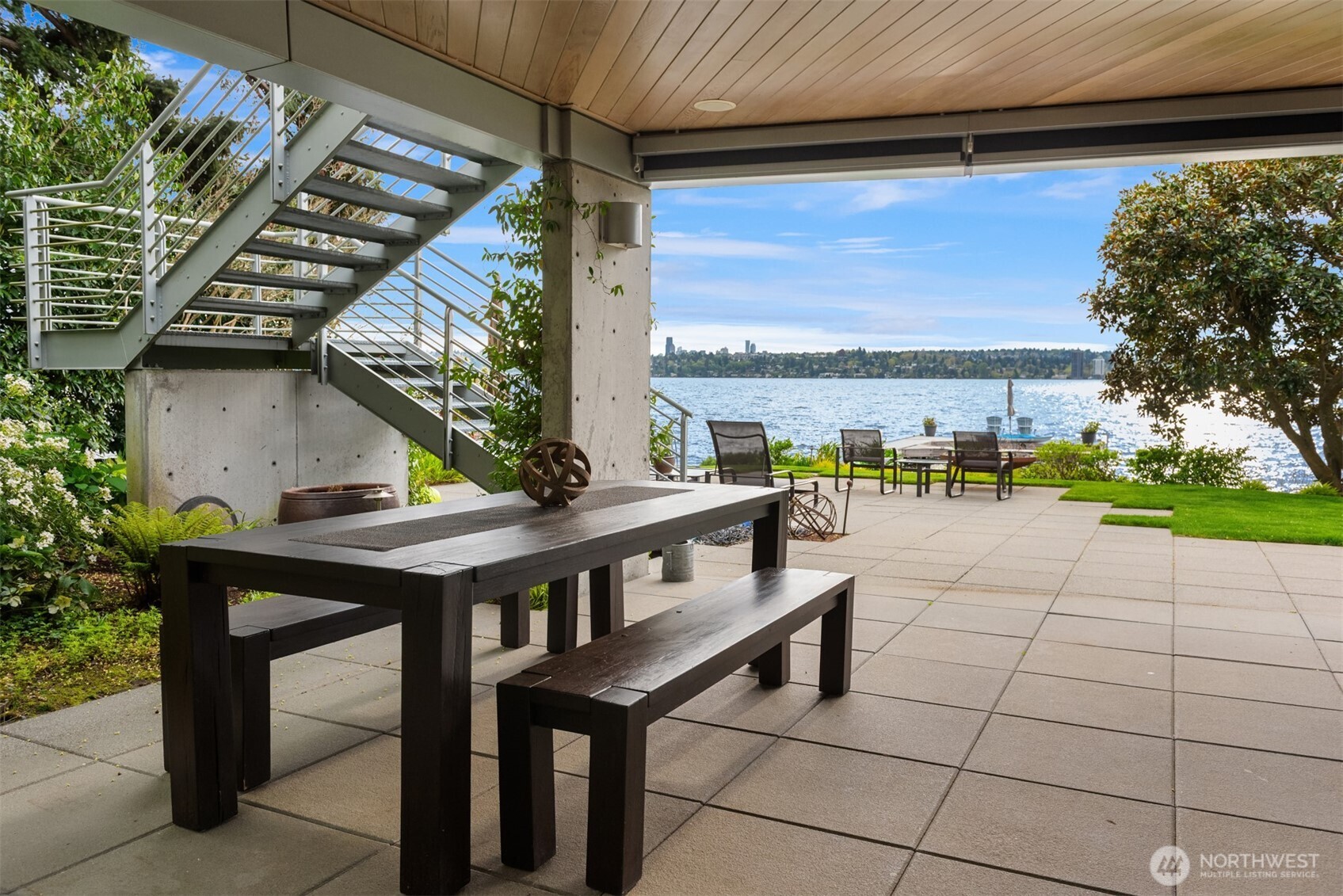 7525 NE 28th Place , Medina, WA 98039
