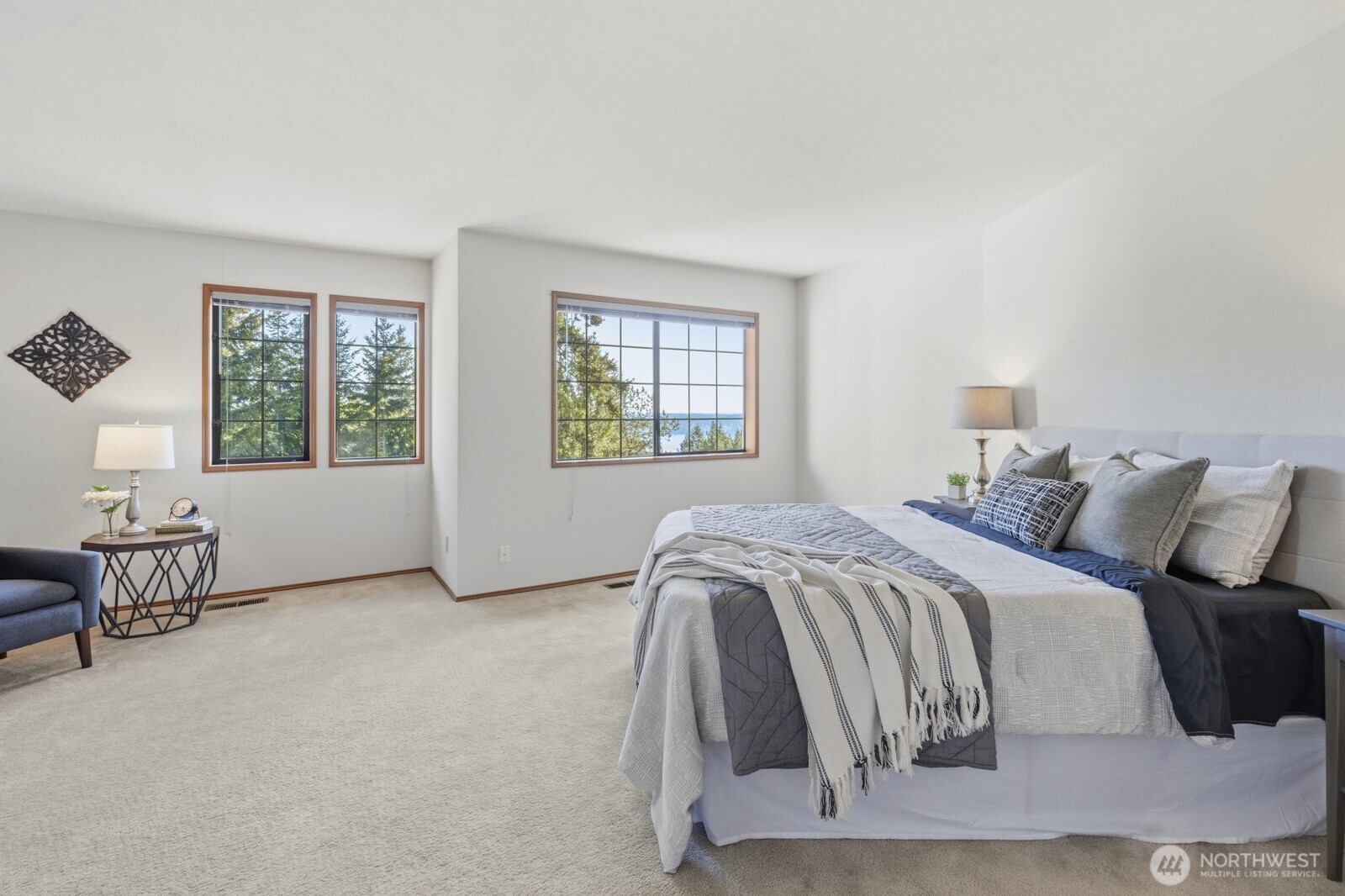 5005 NW Terrace View Drive , Bremerton, WA 98312