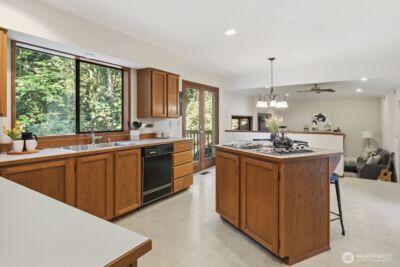 5005 NW Terrace View Drive , Bremerton, WA 98312 - Photo 7