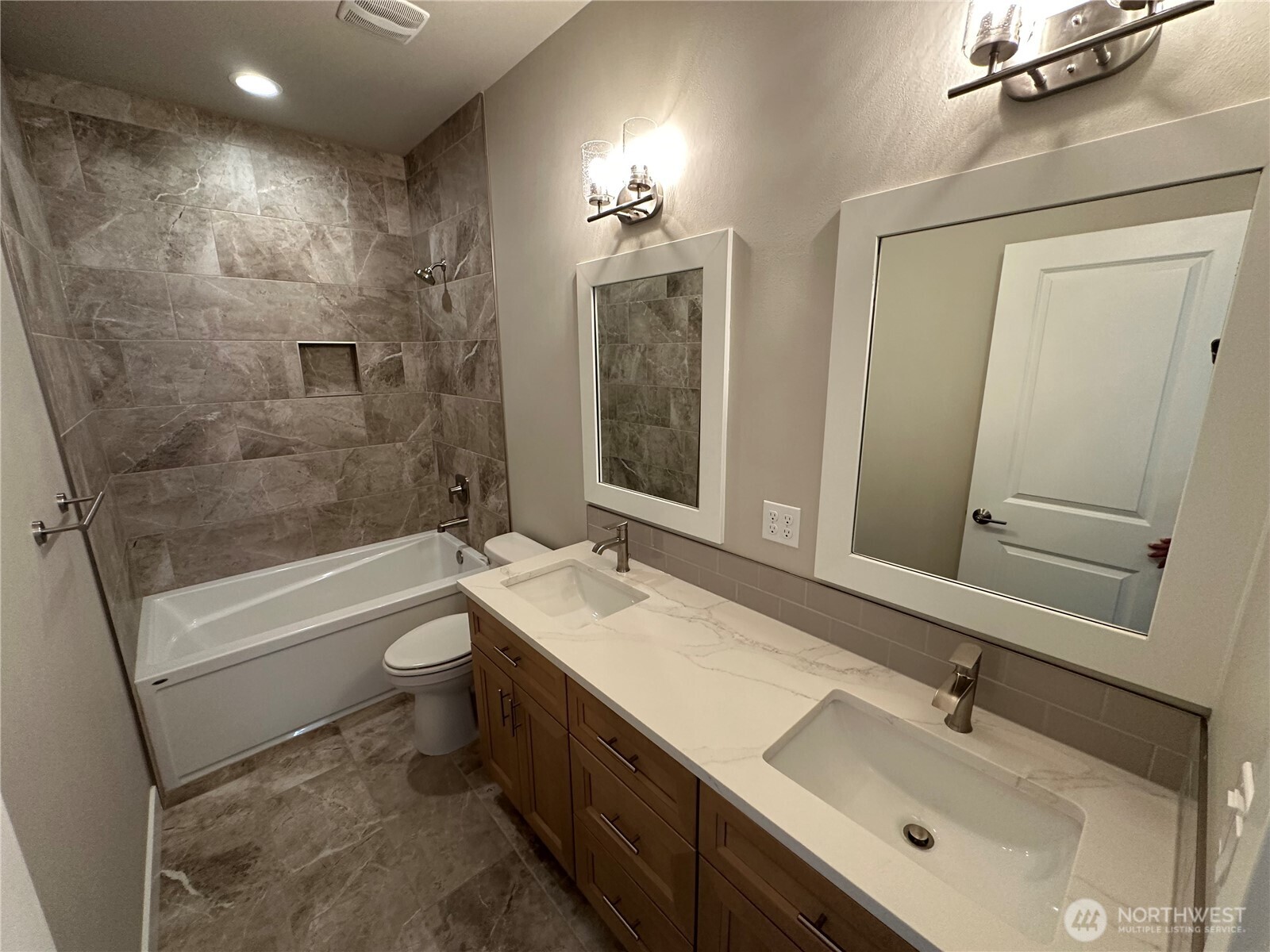 6644 Kyodi Court SE #SE, Tumwater, WA 98501