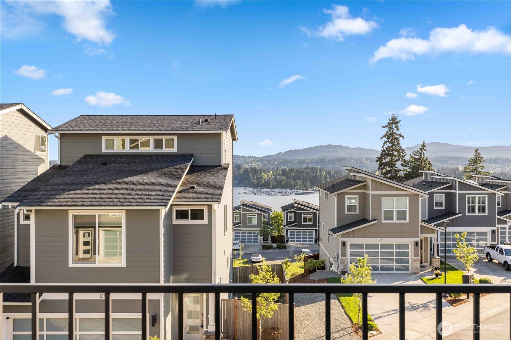 134 Blackfish Court , Bremerton, WA 98310