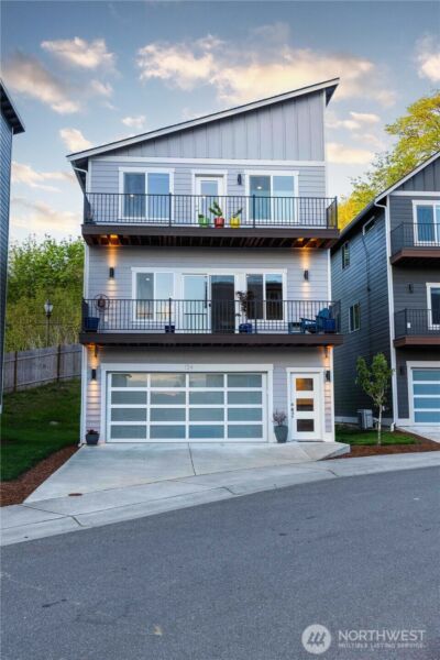 134 Blackfish Court , Bremerton, WA 98310 - Photo 2