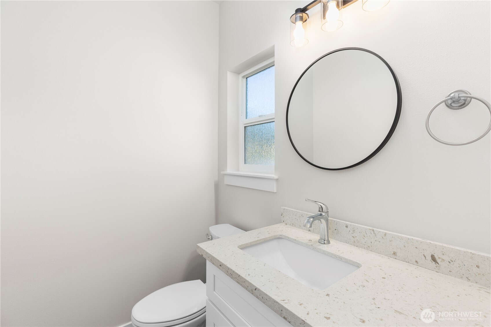134 Blackfish Court , Bremerton, WA 98310