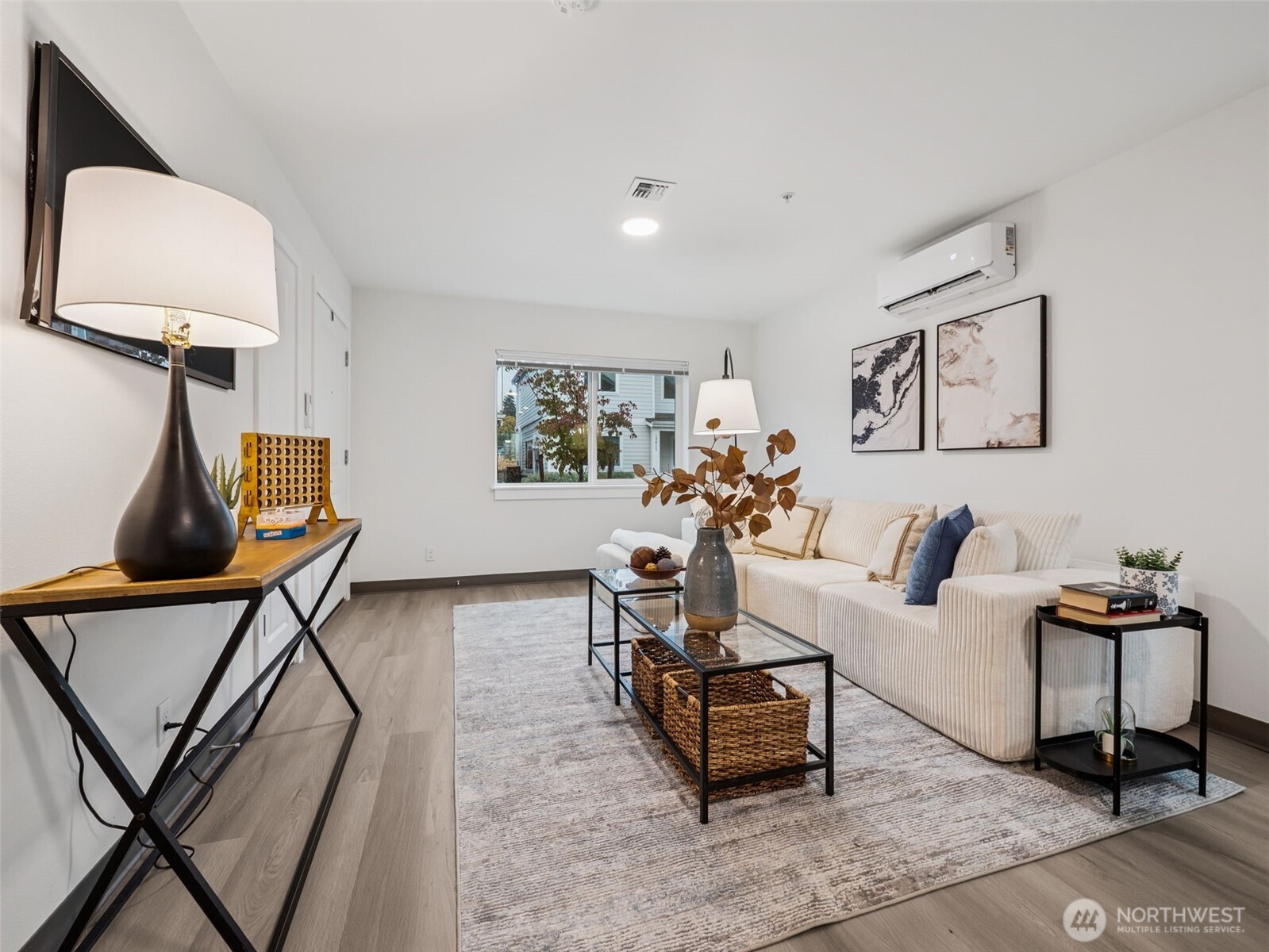 13813 32nd Lane S, Tukwila, WA 98168