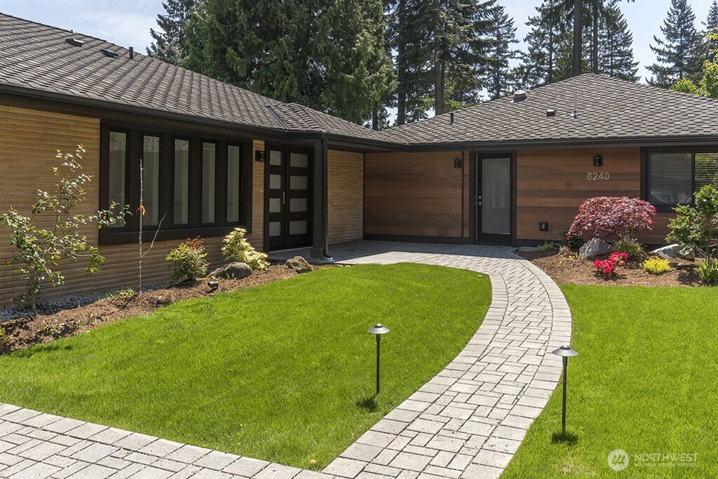6240 E Mercer Way , Mercer Island, WA 98040
