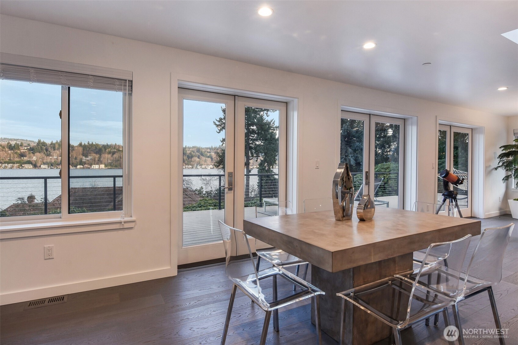 6240 E Mercer Way , Mercer Island, WA 98040