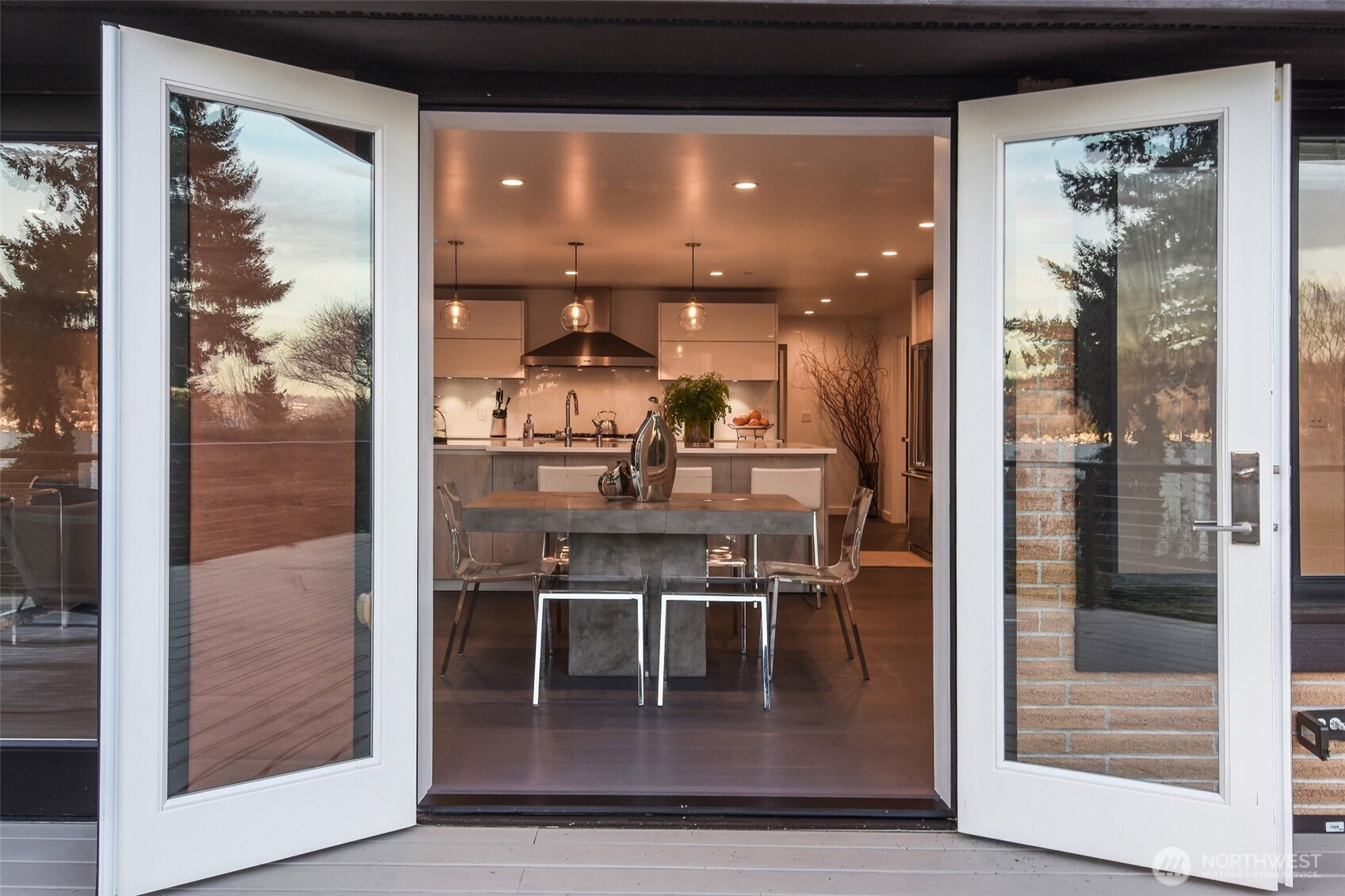 6240 E Mercer Way , Mercer Island, WA 98040