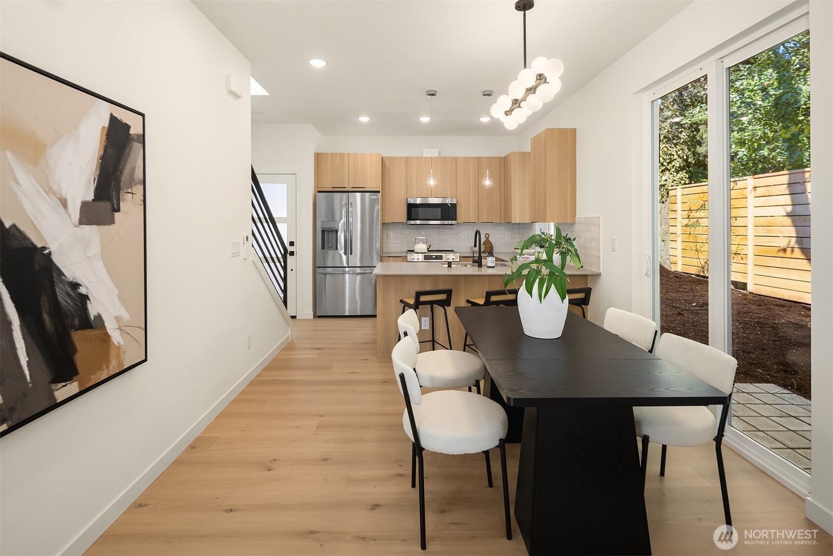 7330 25th Avenue NW, Seattle, WA 98117