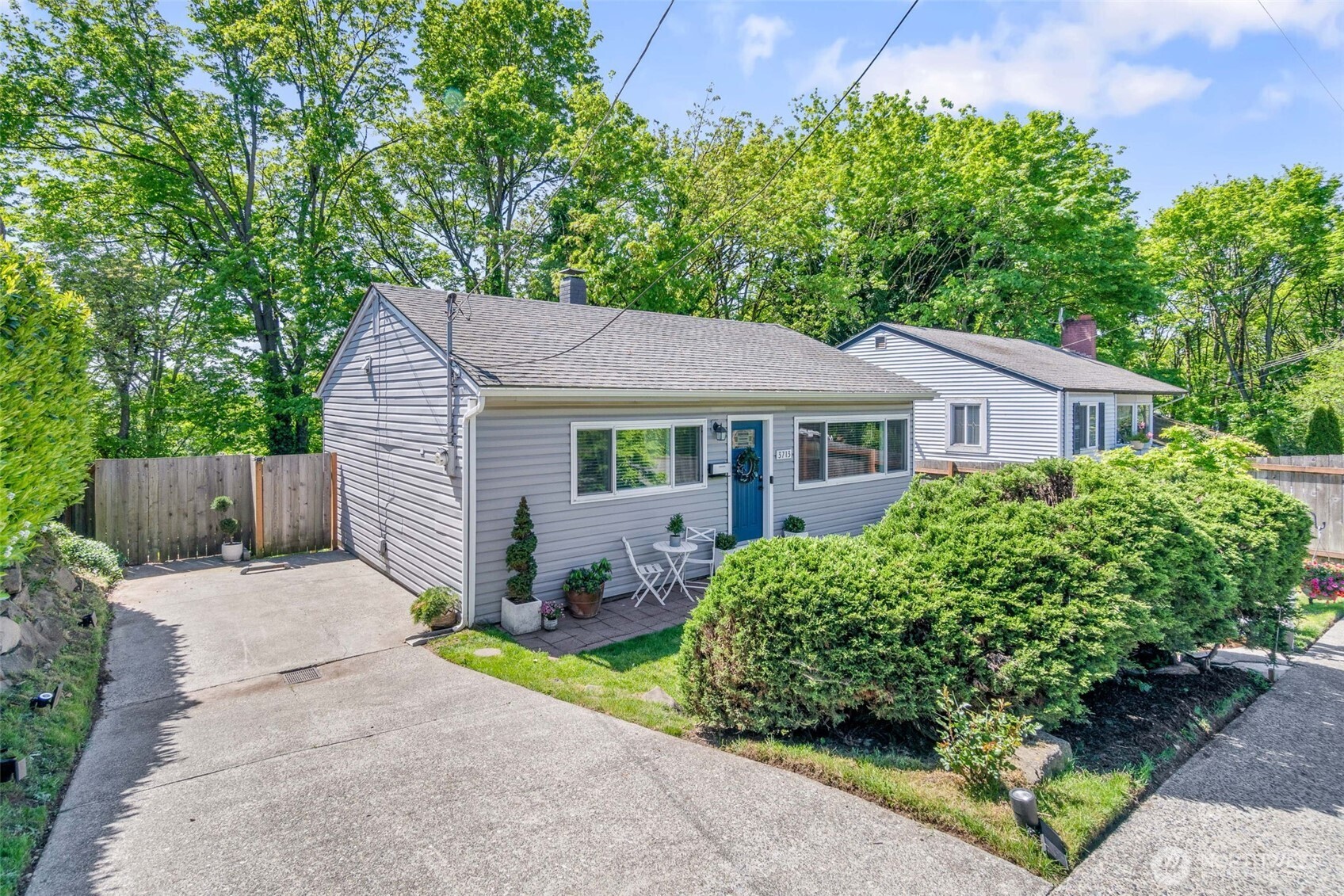 3713 S Burns Street , Seattle, WA 98118