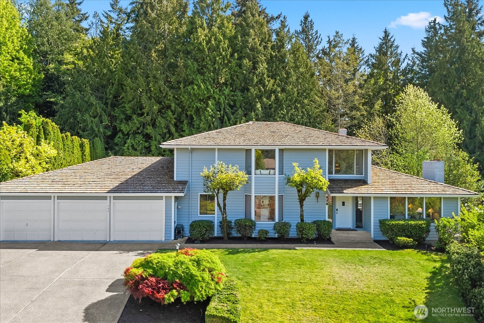 409 NW 162nd Street , Shoreline, WA 98177