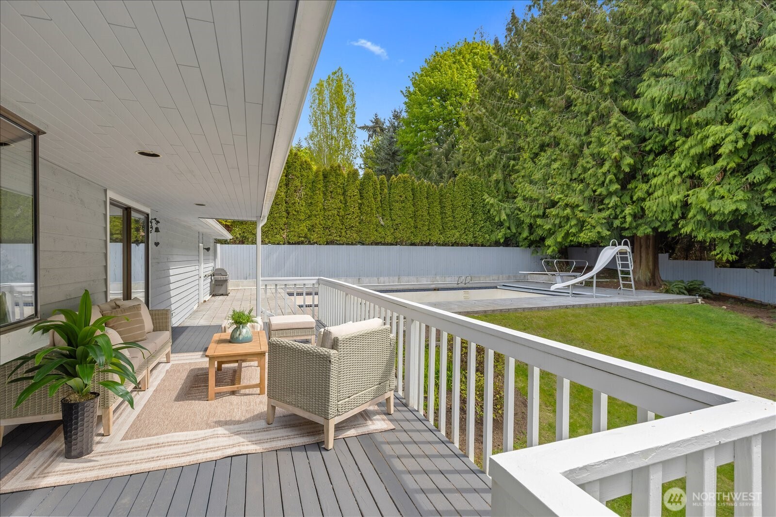 409 NW 162nd Street , Shoreline, WA 98177
