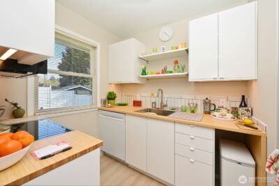 9328 31st Avenue SW, Seattle, WA 98126 - Photo 15