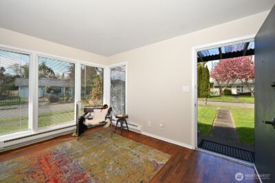 9328 31st Avenue SW, Seattle, WA 98126 - Photo 5