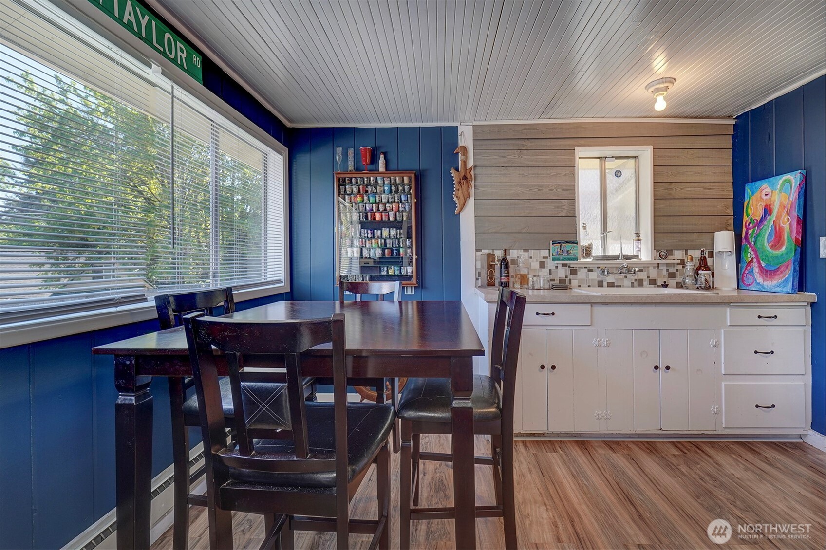 1112 N Cambrian Avenue , Bremerton, WA 98312