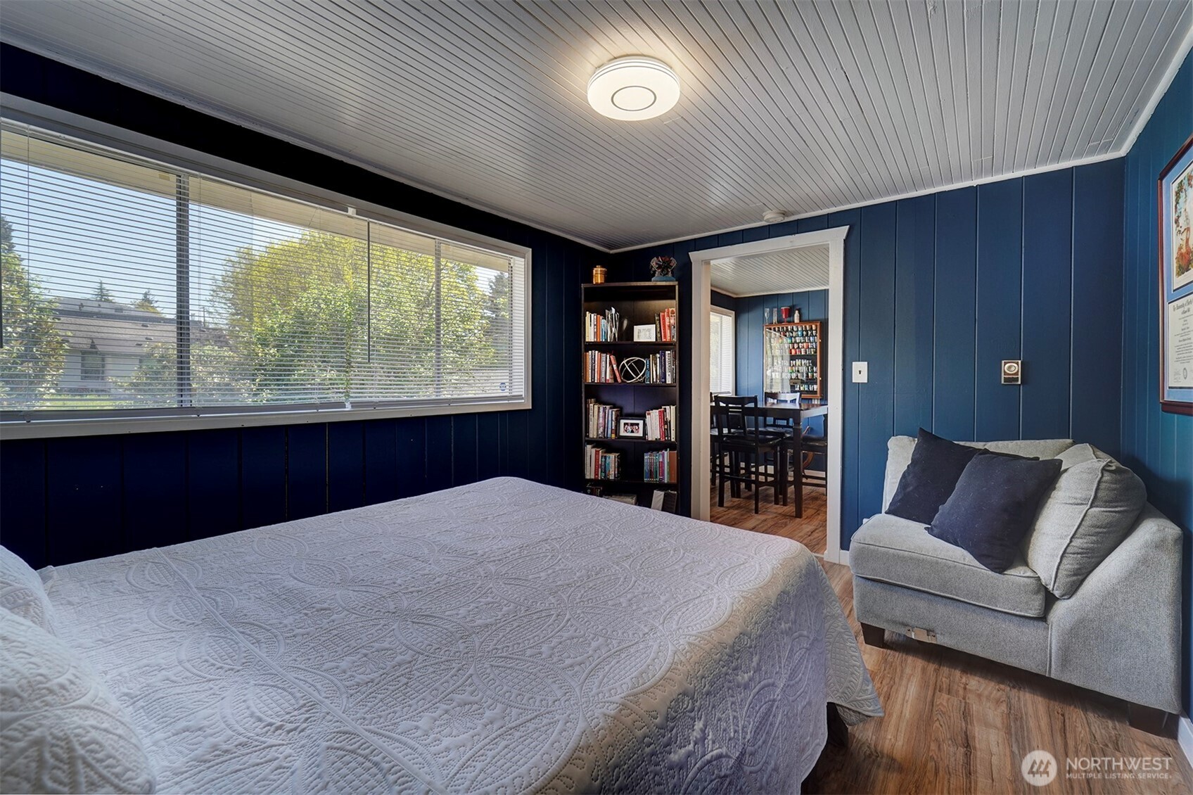 1112 N Cambrian Avenue , Bremerton, WA 98312