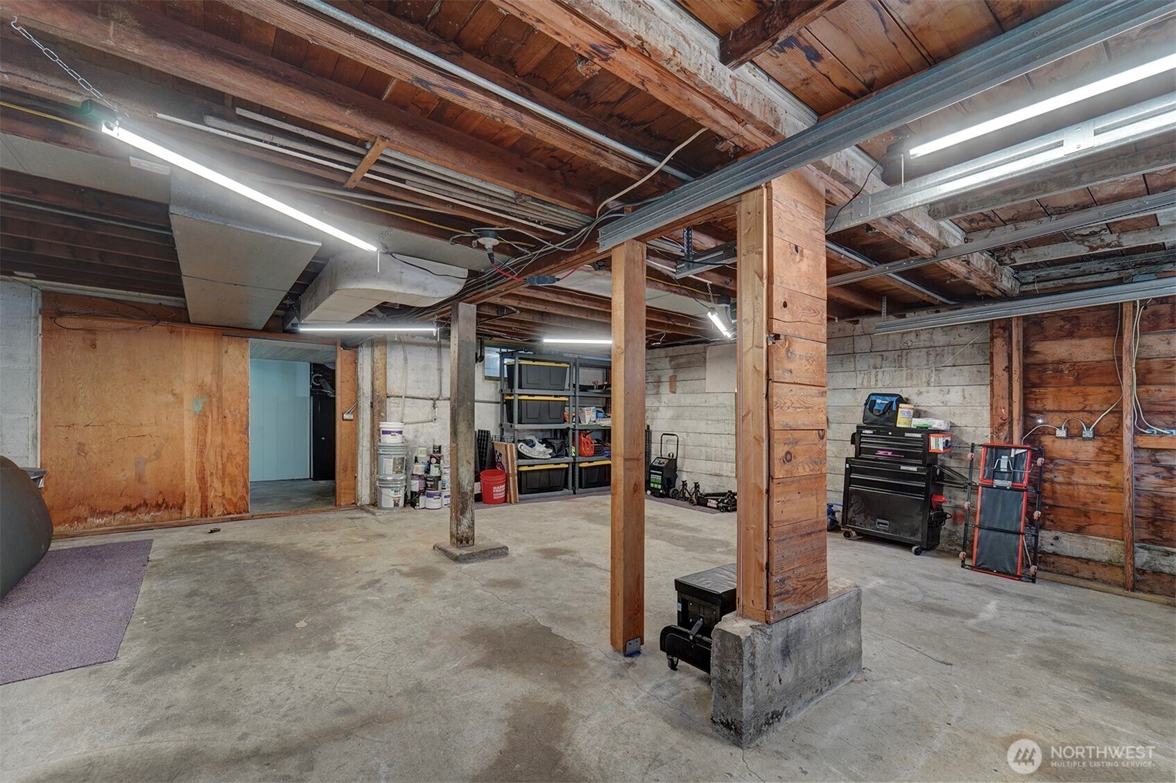 1112 N Cambrian Avenue , Bremerton, WA 98312