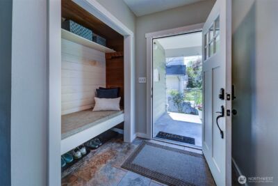 1112 N Cambrian Avenue , Bremerton, WA 98312 - Photo 5