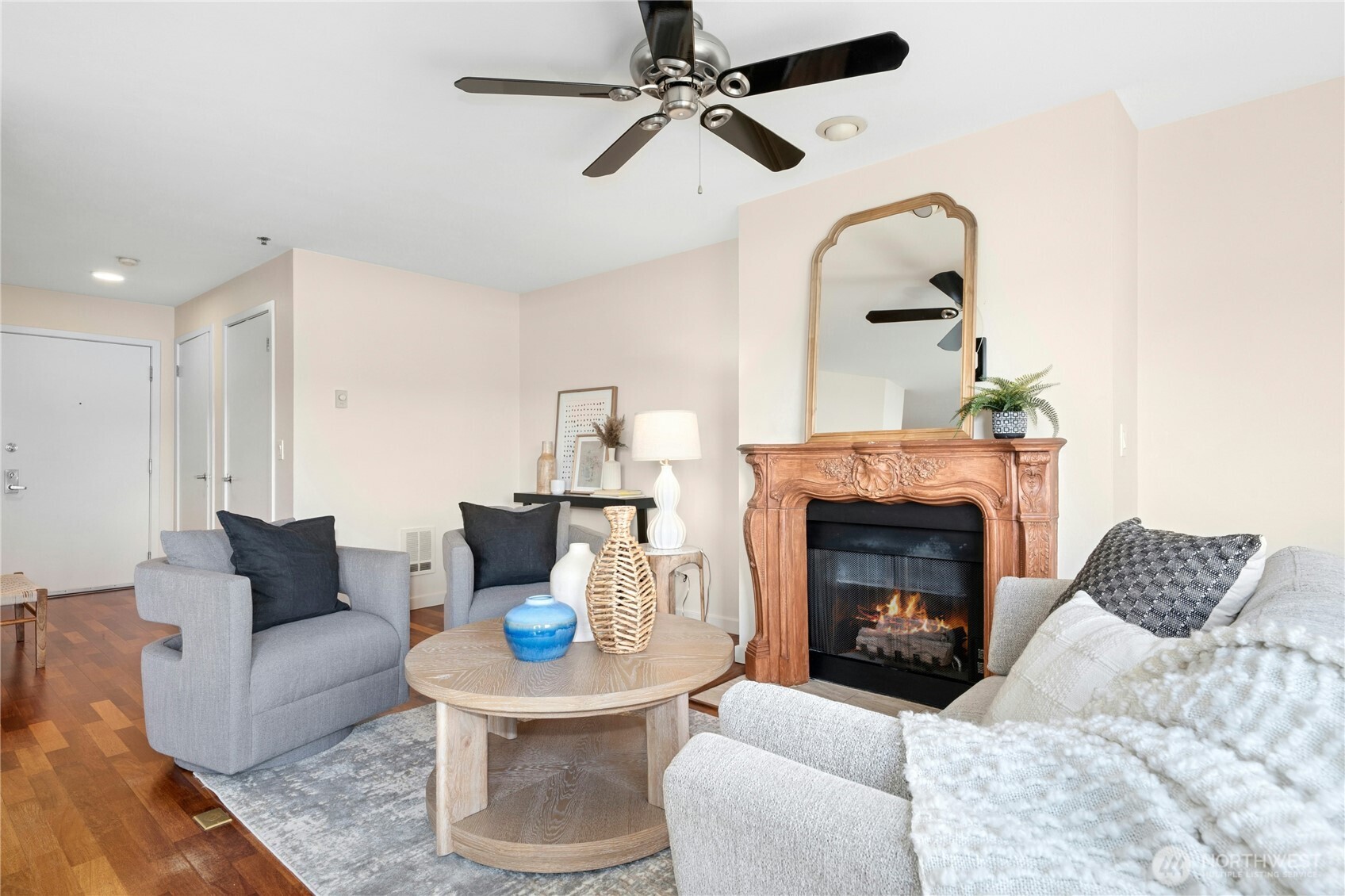 701 Galer Street #808, Seattle, WA 98109