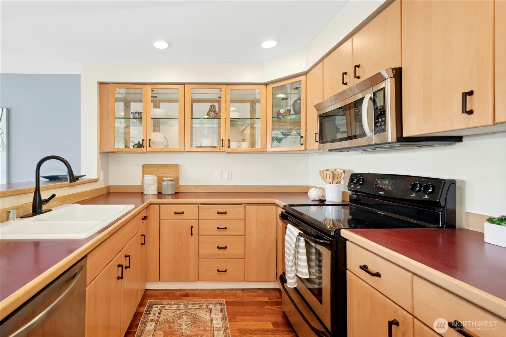 701 Galer Street #808, Seattle, WA 98109