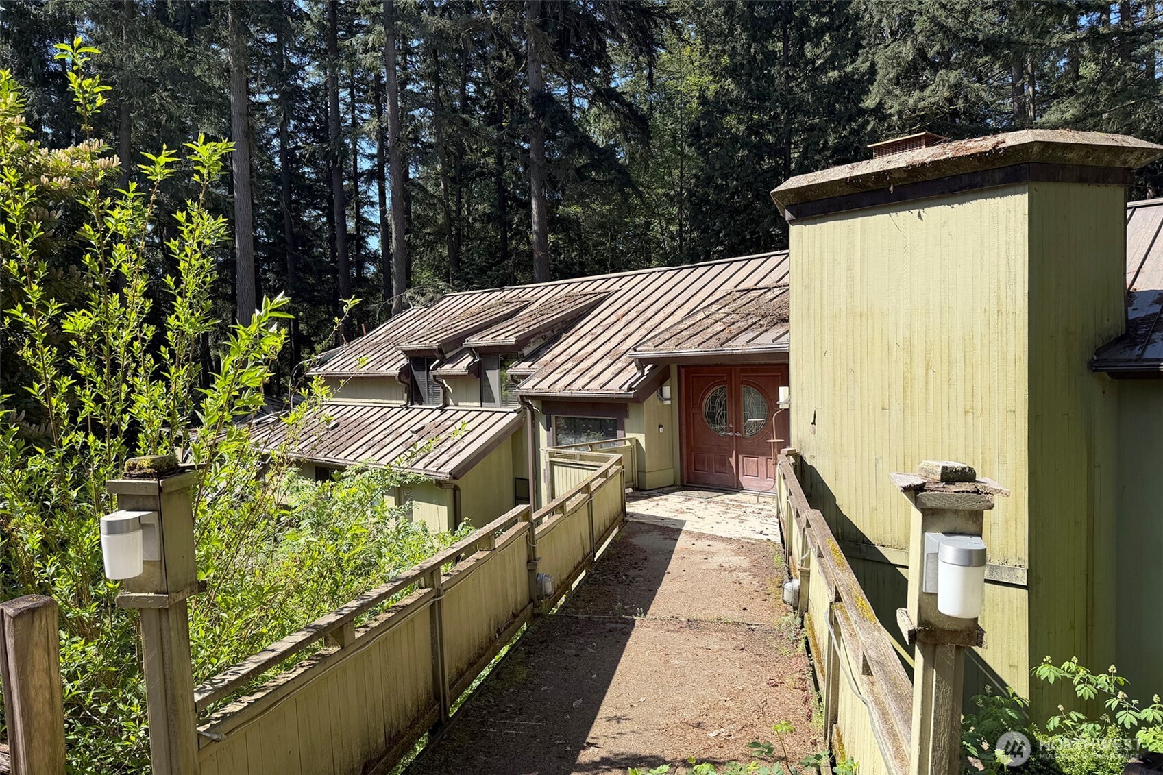 3815 131st Avenue NE, Bellevue, WA 98005-1306