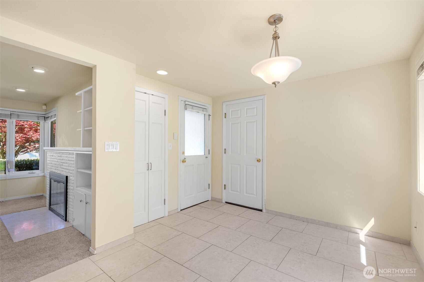 10435 SE 13th Street , Bellevue, WA 98004