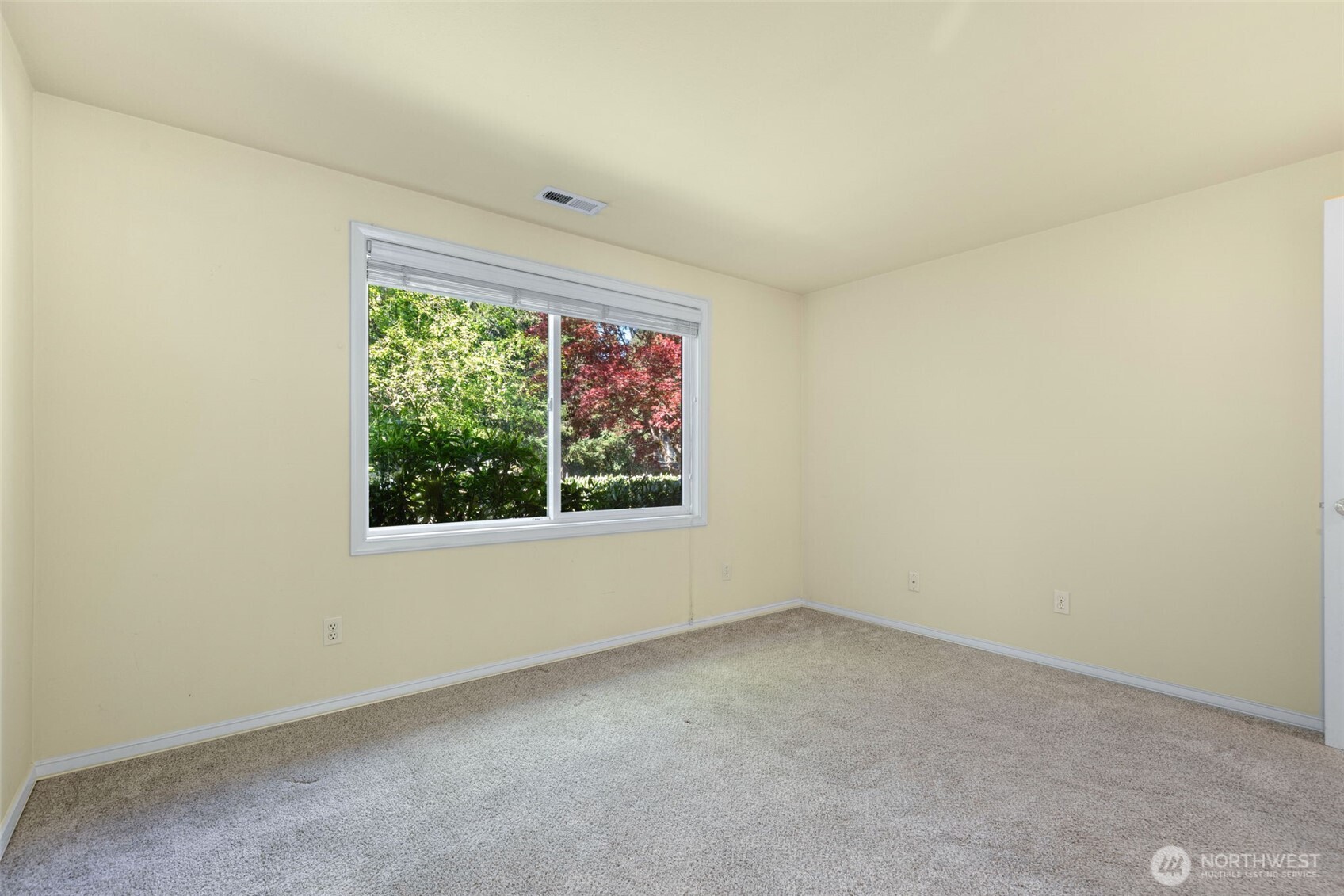 10435 SE 13th Street , Bellevue, WA 98004