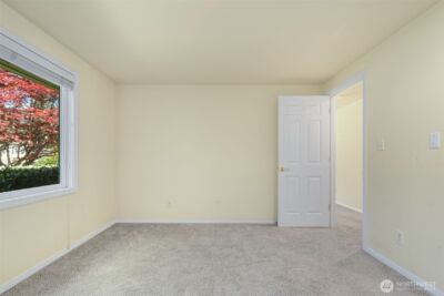 10435 SE 13th Street , Bellevue, WA 98004 - Photo 22