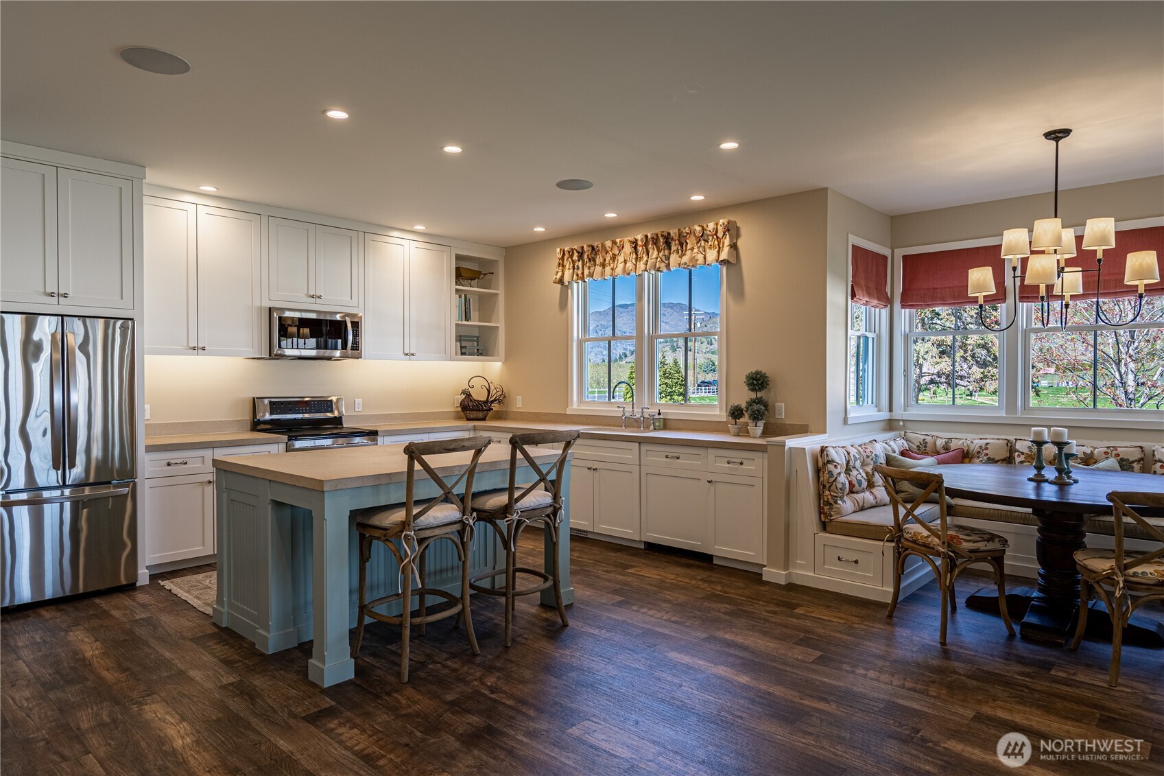 4848 Green Avenue , Manson, WA 98831