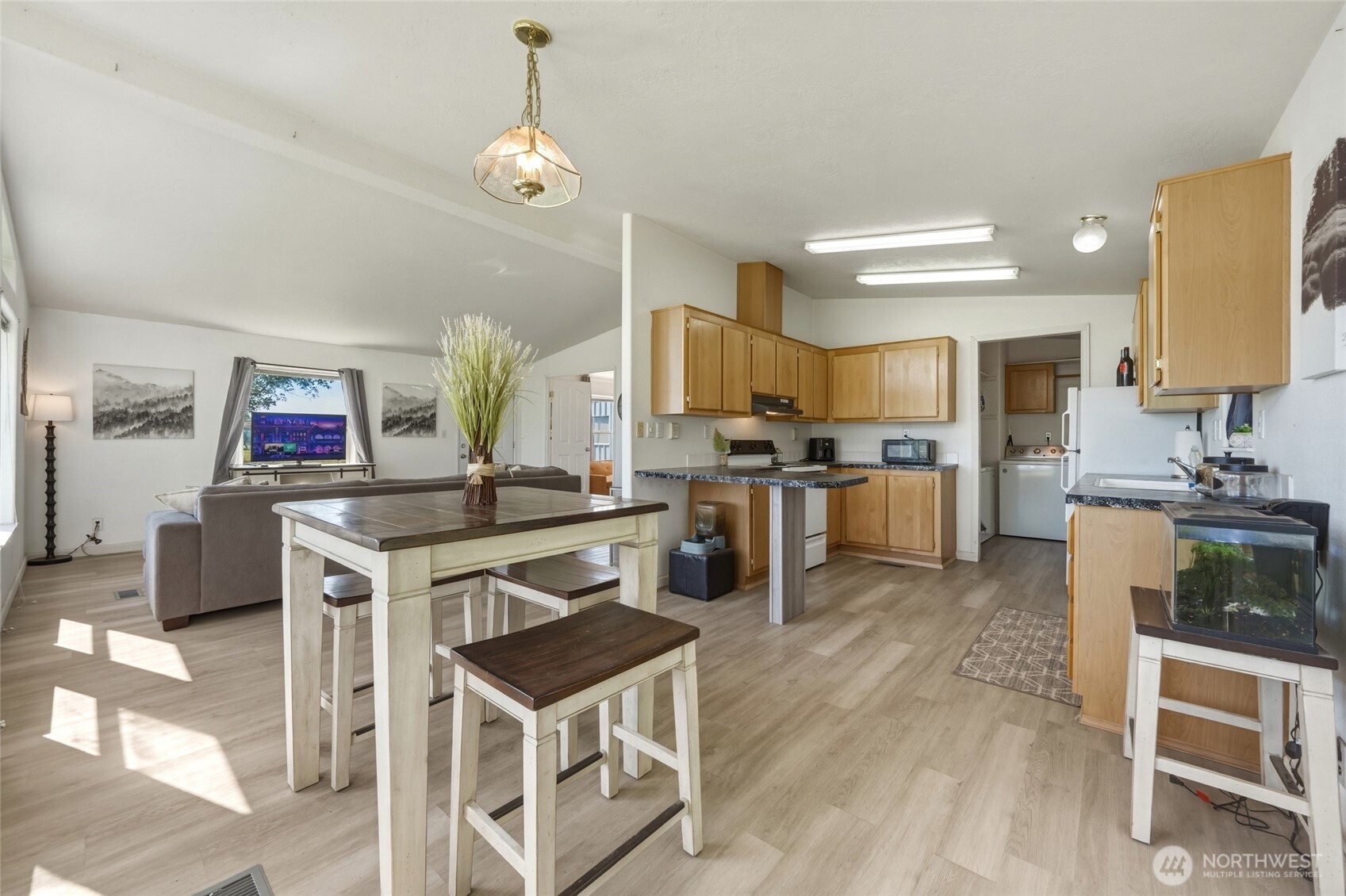 84889 Triangle Station Road , Milton-Freewater, OR 97862