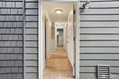 1113 Kirkland Avenue #1B, Kirkland, WA 98033 - Photo 17