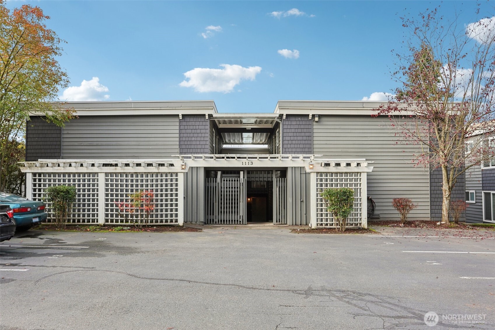 1113 Kirkland Avenue #1B, Kirkland, WA 98033
