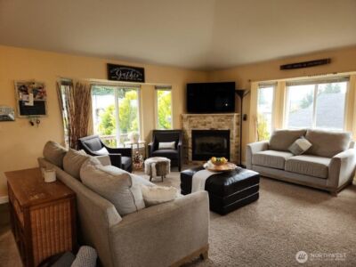 1832 93rd Drive SE, Lake Stevens, WA 98258 - Photo 4