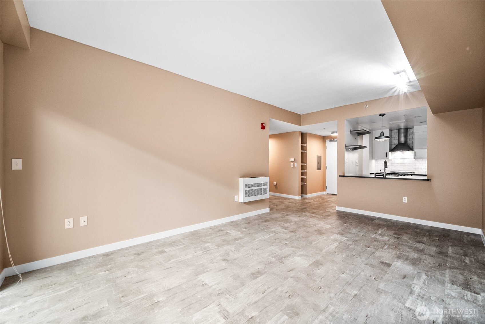 701 Columbia Street #415, Vancouver, WA 98660