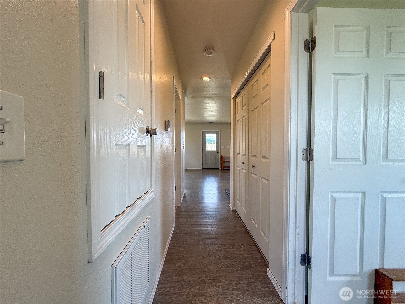 6996 Hwy 155 , Omak, WA 98841
