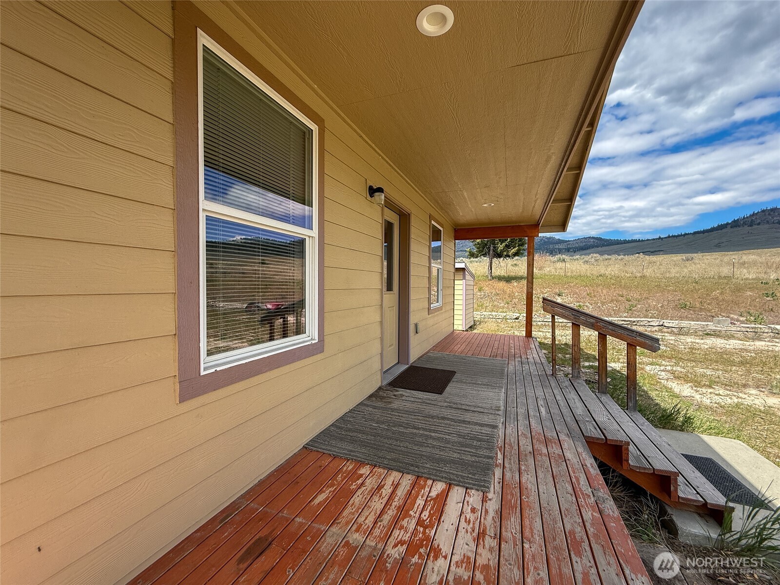6996 Hwy 155 , Omak, WA 98841
