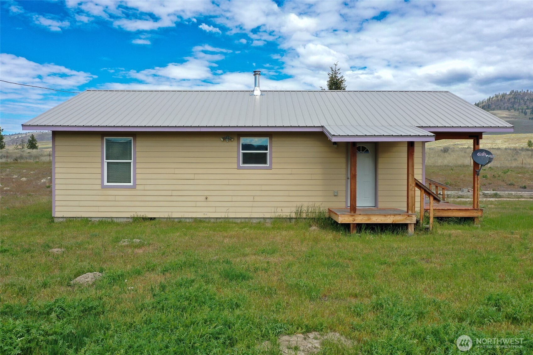 6996 Hwy 155 , Omak, WA 98841